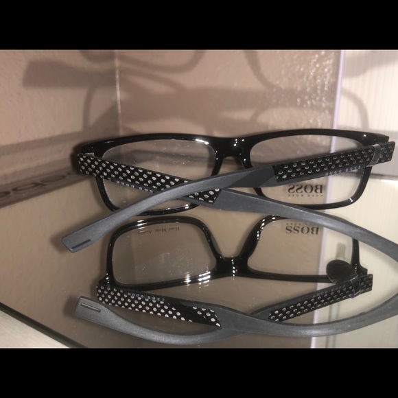 Hugo boss reading glasses - Picture 4 of 4